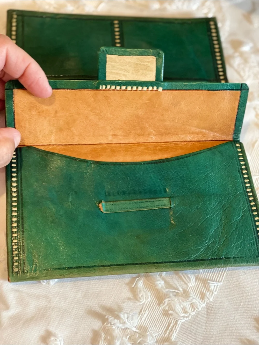 Vintage embossed Green Embossed Leather Wallet